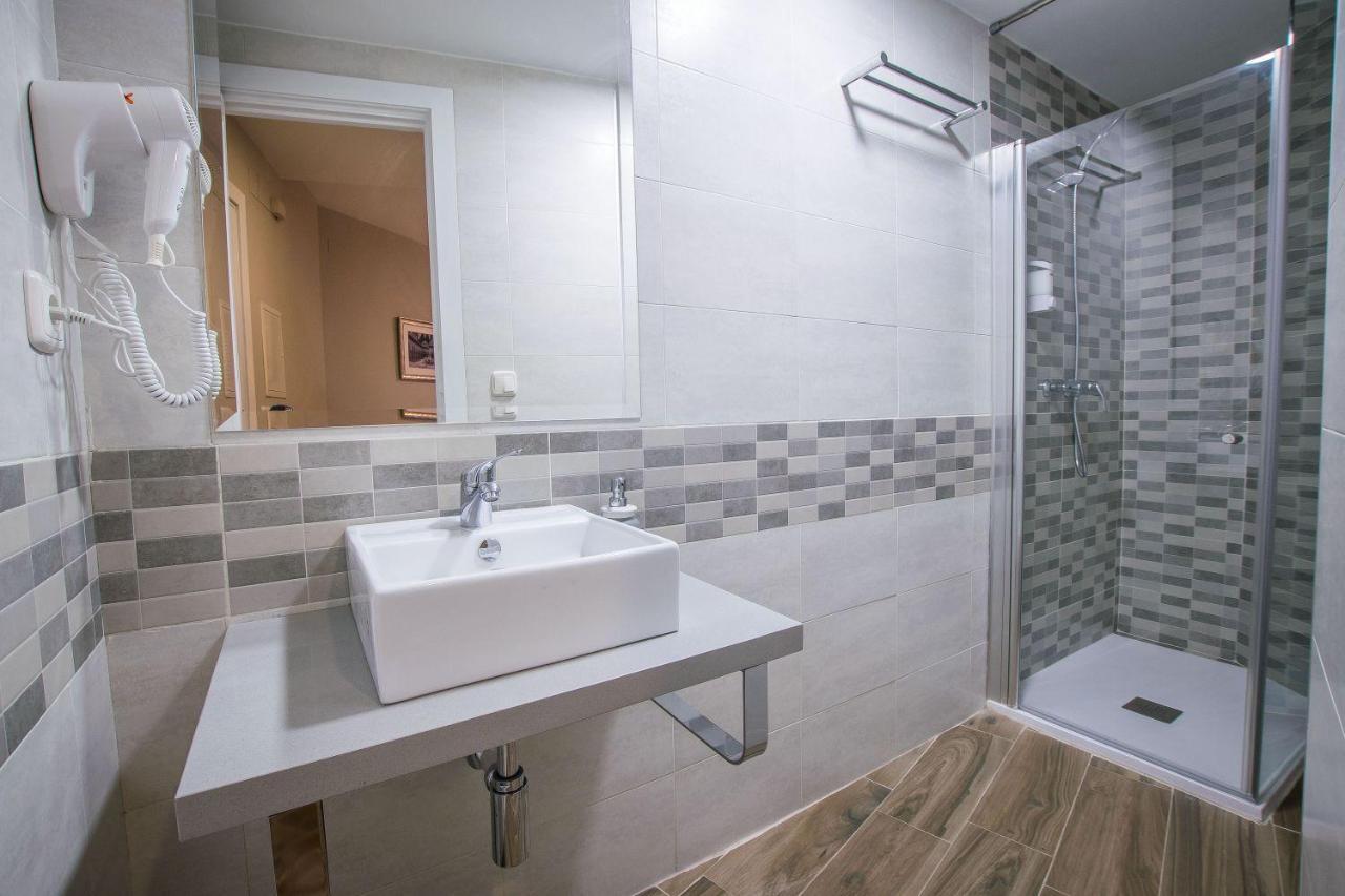 Ibericabeds Plaza Nueva Suite 21 Гранада Екстериор снимка